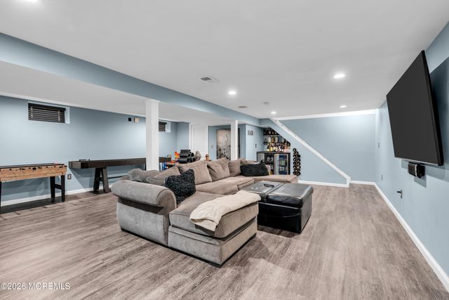4 Laurel Crest Drive, Howell, NJ 07731