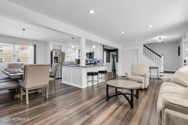 4 Laurel Crest Drive, Howell, NJ 07731