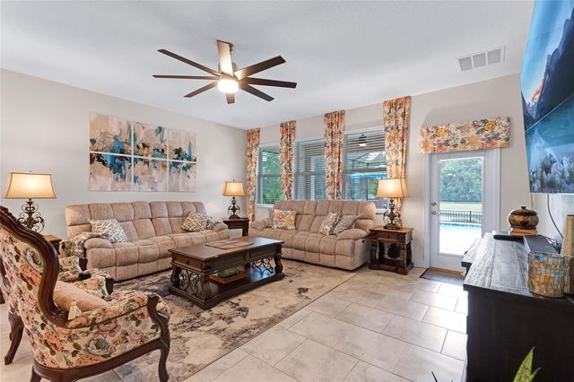 1089 BLACKWOLF RUN RD, Davenport, FL 33896