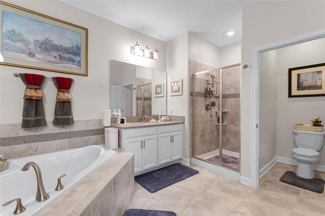 1089 BLACKWOLF RUN RD, Davenport, FL 33896