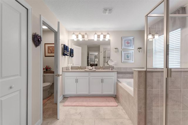 1089 BLACKWOLF RUN RD, Davenport, FL 33896