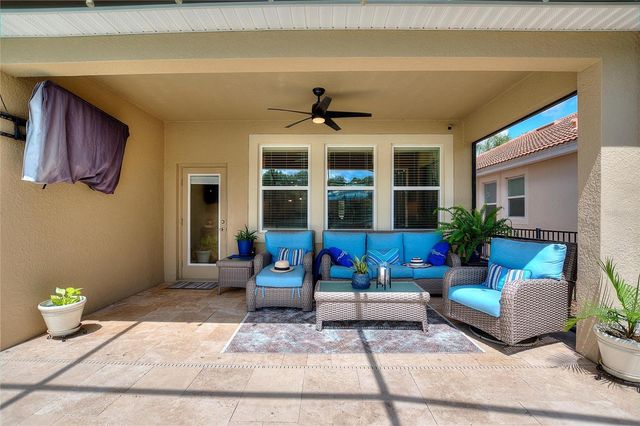1089 BLACKWOLF RUN RD, Davenport, FL 33896