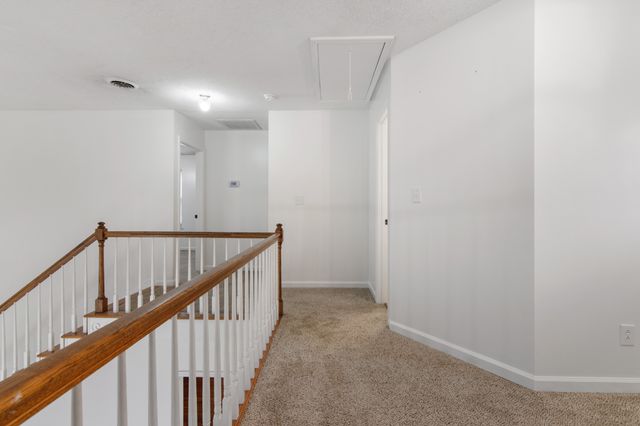 827 Burton Trl, Adams, TN 37010