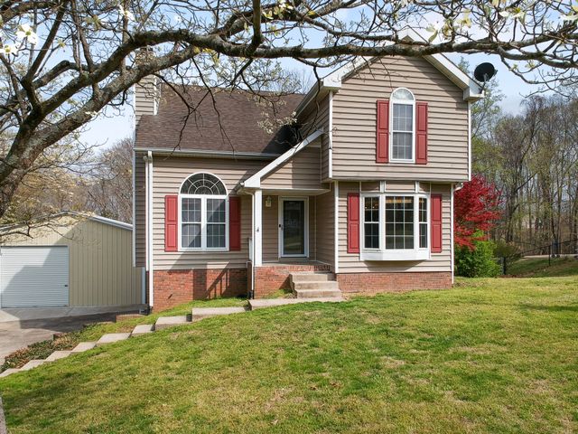 827 Burton Trl, Adams, TN 37010