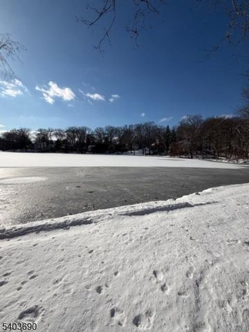 23 Cabot Ln, Kinnelon Boro, NJ 07405