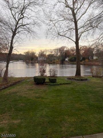 23 Cabot Ln, Kinnelon Boro, NJ 07405