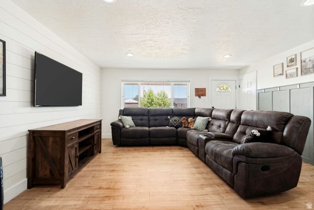 5160 S CHARLOTTE AVE, Salt Lake City, UT 84118