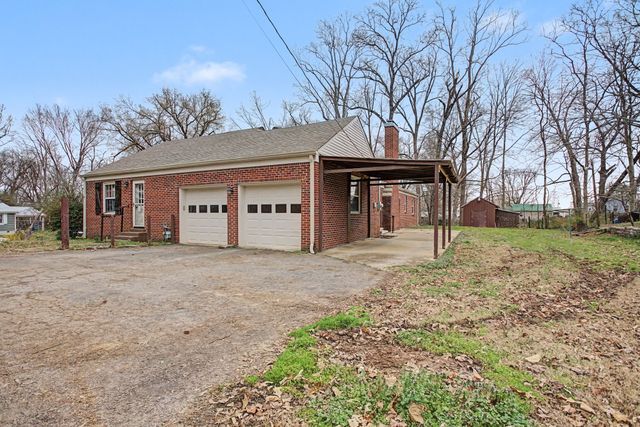 107 Cherry St, Centerville, TN 37033