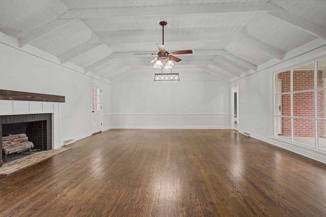 107 Cherry St, Centerville, TN 37033