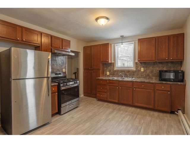 1220 Burr Street, Saint Paul, MN 55130