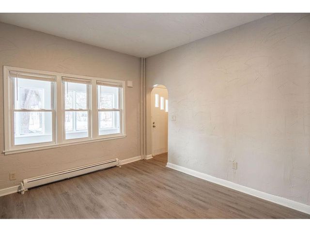 1220 Burr Street, Saint Paul, MN 55130