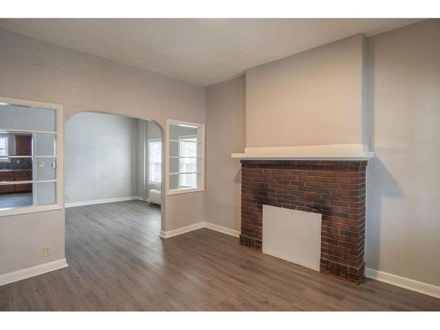 1220 Burr Street, Saint Paul, MN 55130