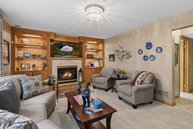 16318 Grinnell Circle, Lakeville, MN 55044