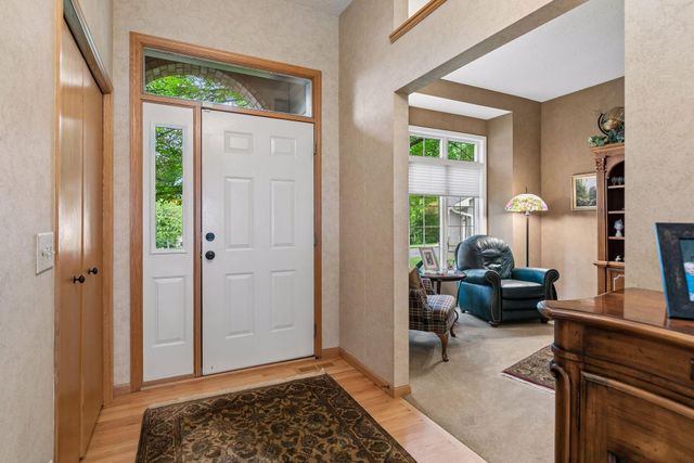 16318 Grinnell Circle, Lakeville, MN 55044