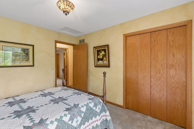 16318 Grinnell Circle, Lakeville, MN 55044