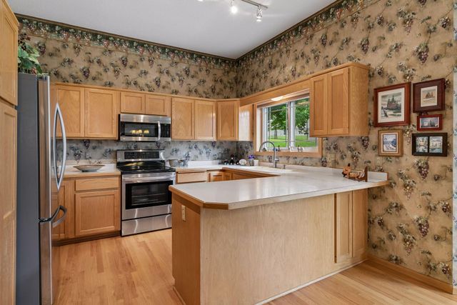 16318 Grinnell Circle, Lakeville, MN 55044