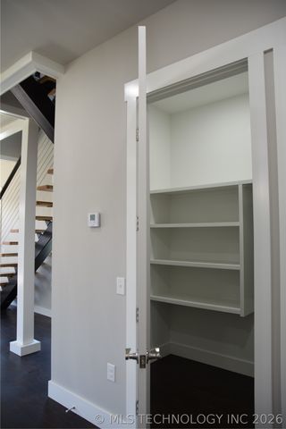 43 S Cliff Crest Drive, Langley, OK 74350