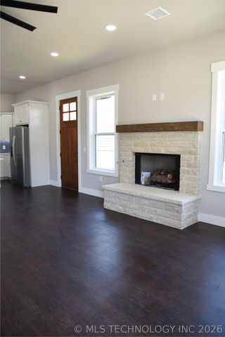 43 S Cliff Crest Drive, Langley, OK 74350