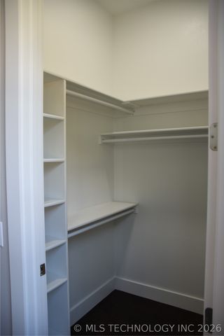 43 S Cliff Crest Drive, Langley, OK 74350