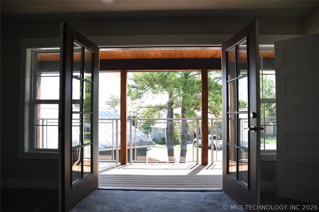 43 S Cliff Crest Drive, Langley, OK 74350