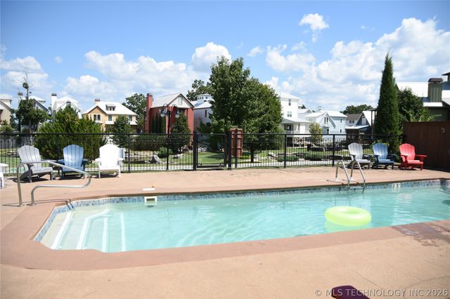 43 S Cliff Crest Drive, Langley, OK 74350