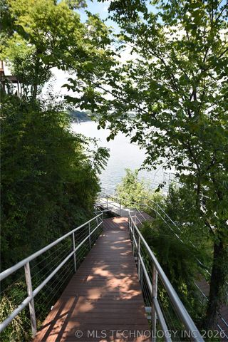 43 S Cliff Crest Drive, Langley, OK 74350