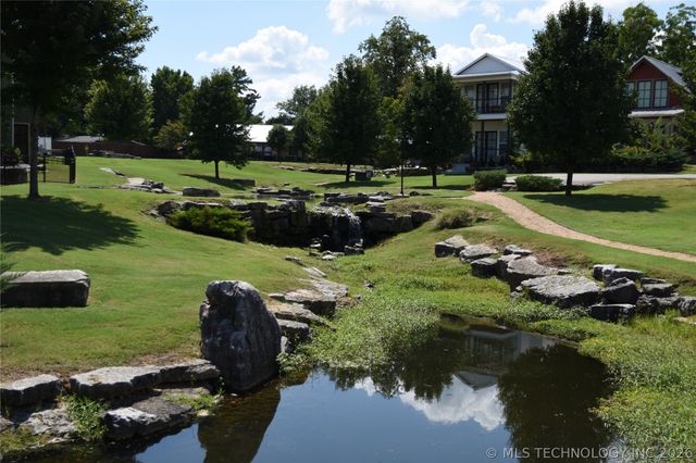 43 S Cliff Crest Drive, Langley, OK 74350