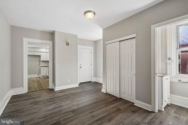564 W BRIDGE ST, Phoenixville, PA 19460
