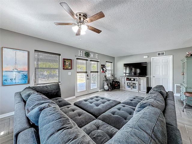 321 21ST STREET W, Palmetto, FL 34221