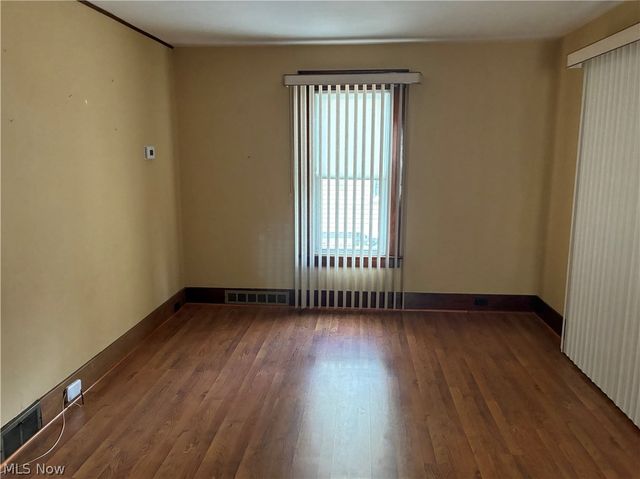 1023 South Street, Niles, OH 44446