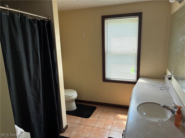 1023 South Street, Niles, OH 44446
