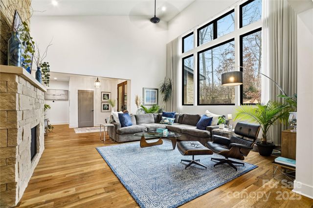 136 Cedar Woods Drive, Mooresville, NC 28117