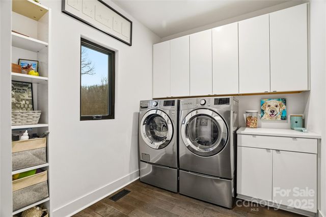 136 Cedar Woods Drive, Mooresville, NC 28117