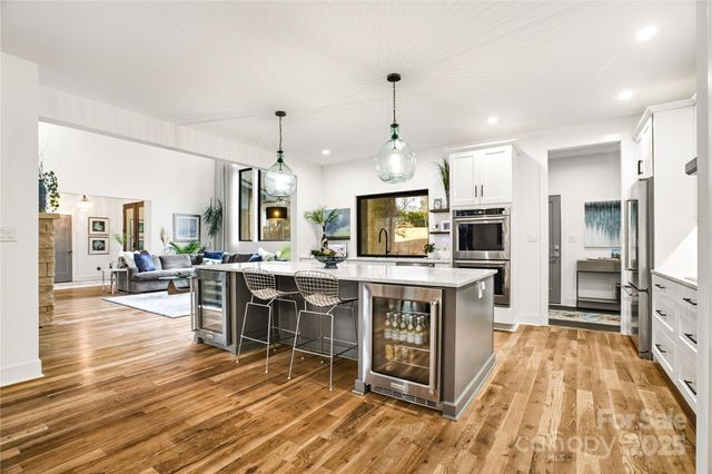 136 Cedar Woods Drive, Mooresville, NC 28117