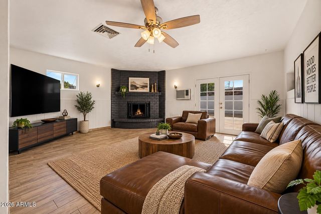 5509 W AVALON Drive, Phoenix, AZ 85031