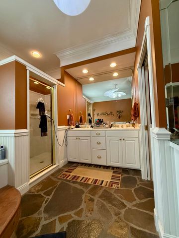 64 Delancy Robbins Rd., Columbia, MS 39429