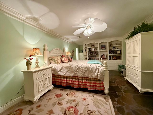 64 Delancy Robbins Rd., Columbia, MS 39429