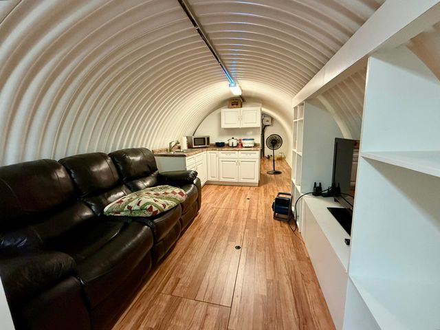 64 Delancy Robbins Rd., Columbia, MS 39429