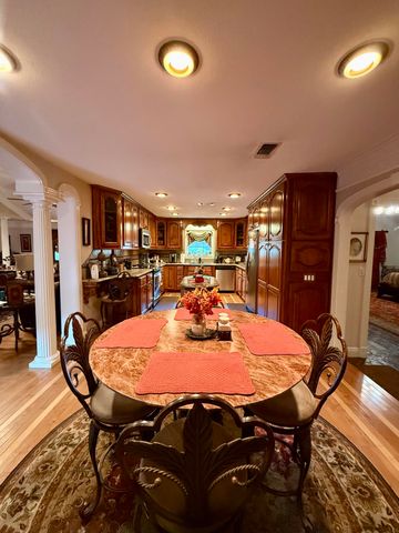 64 Delancy Robbins Rd., Columbia, MS 39429