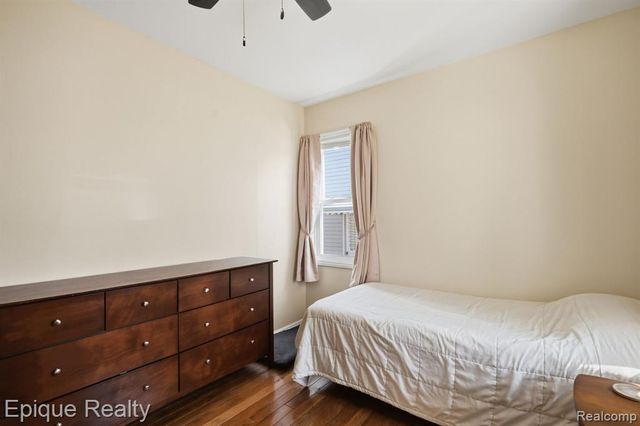 4165 Westpoint Street, Dearborn Heights, MI 48125