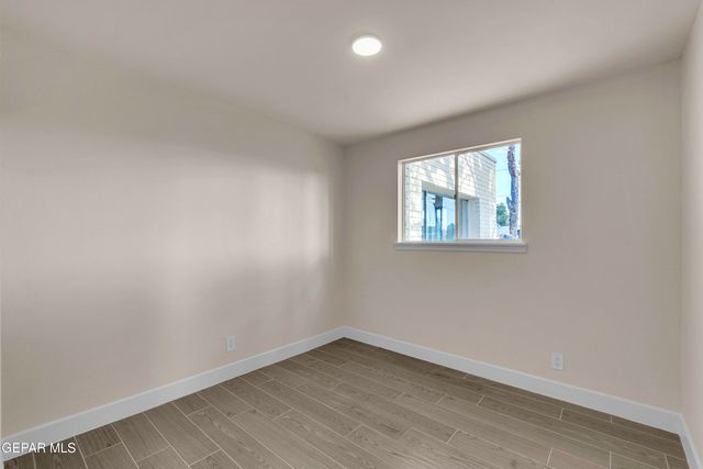 10240 KENWORTHY Street, El Paso, TX 79924