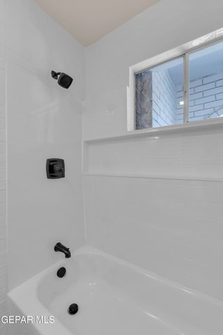 10240 KENWORTHY Street, El Paso, TX 79924