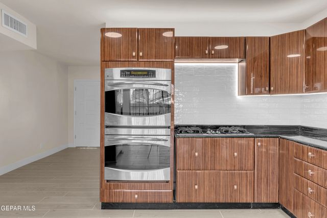 10240 KENWORTHY Street, El Paso, TX 79924