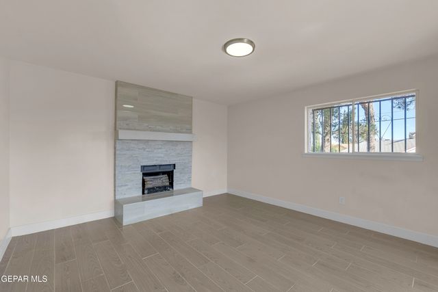 10240 KENWORTHY Street, El Paso, TX 79924