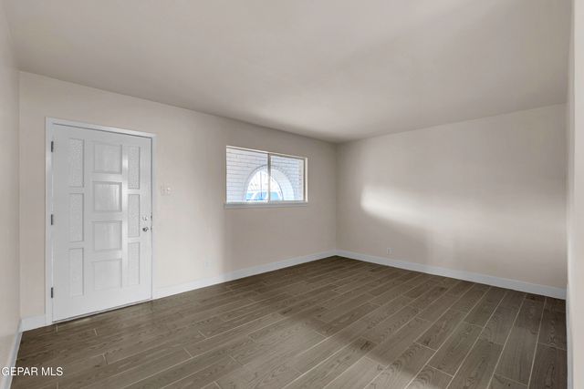 10240 KENWORTHY Street, El Paso, TX 79924