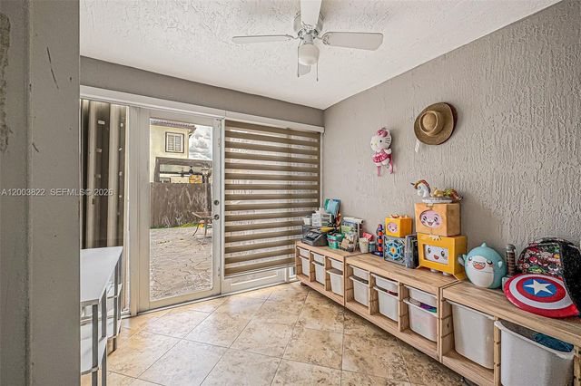 16426 SW 48th Ter, Miami, FL 33185