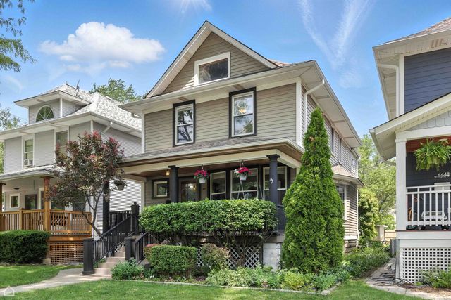 4450 W Byron Street, Chicago, IL 60641