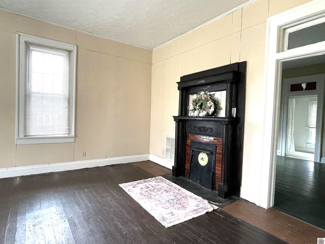 605 N Jefferson St, Princeton, KY 42445