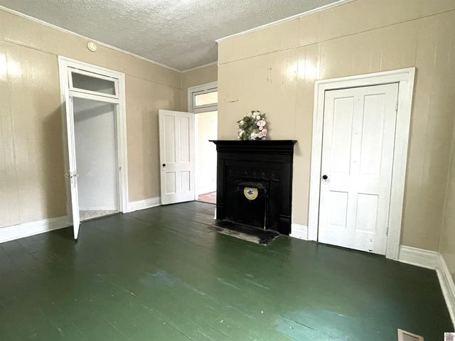 605 N Jefferson St, Princeton, KY 42445