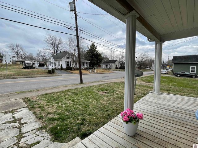 605 N Jefferson St, Princeton, KY 42445